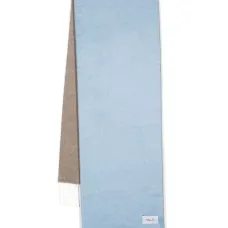 Шарф с нашивкой-логотипом