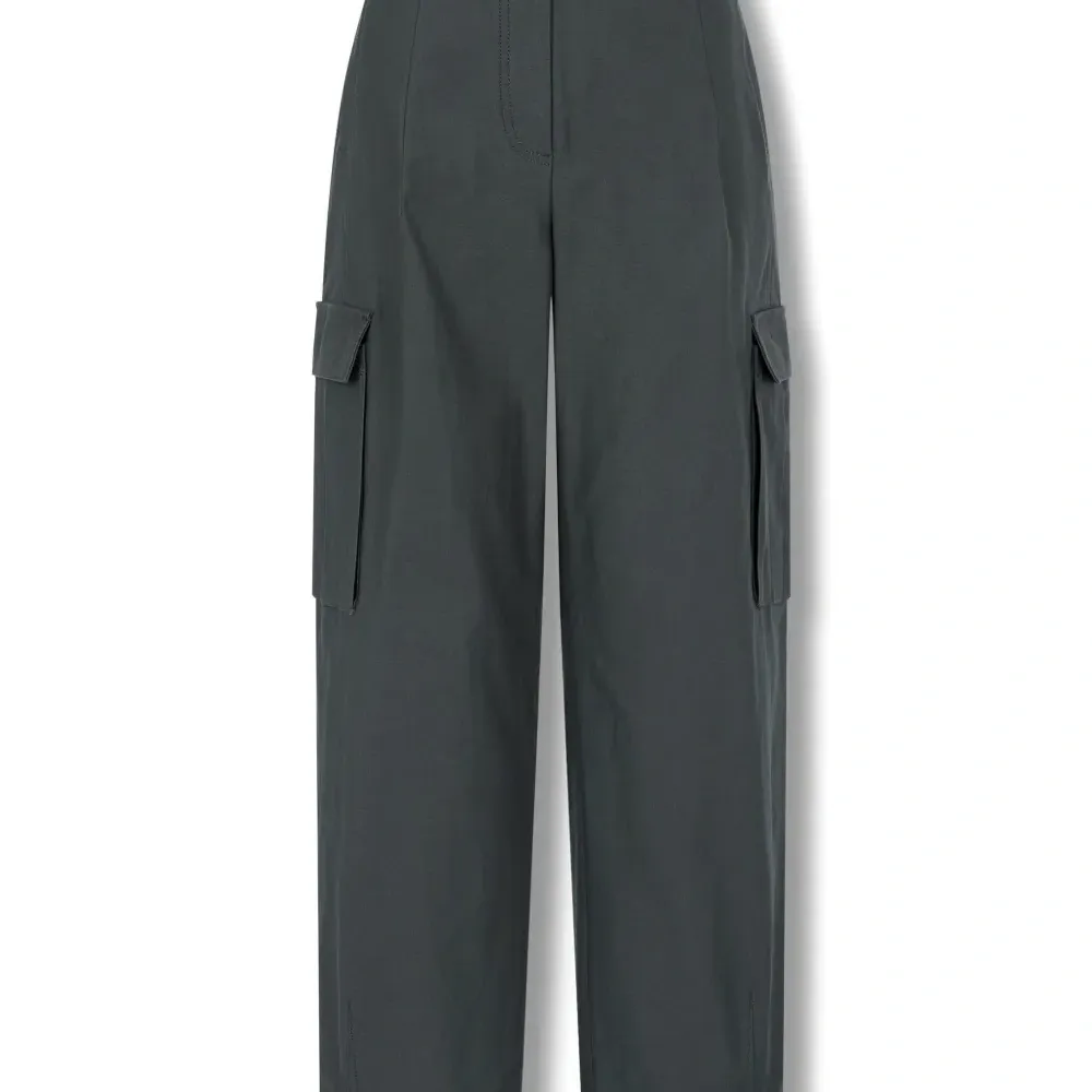 Прямые брюки карго