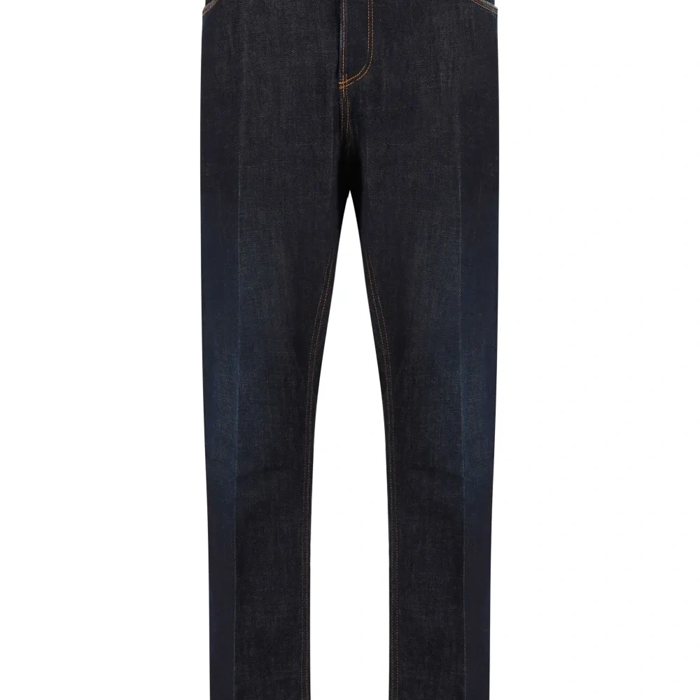 Прямые джинсы