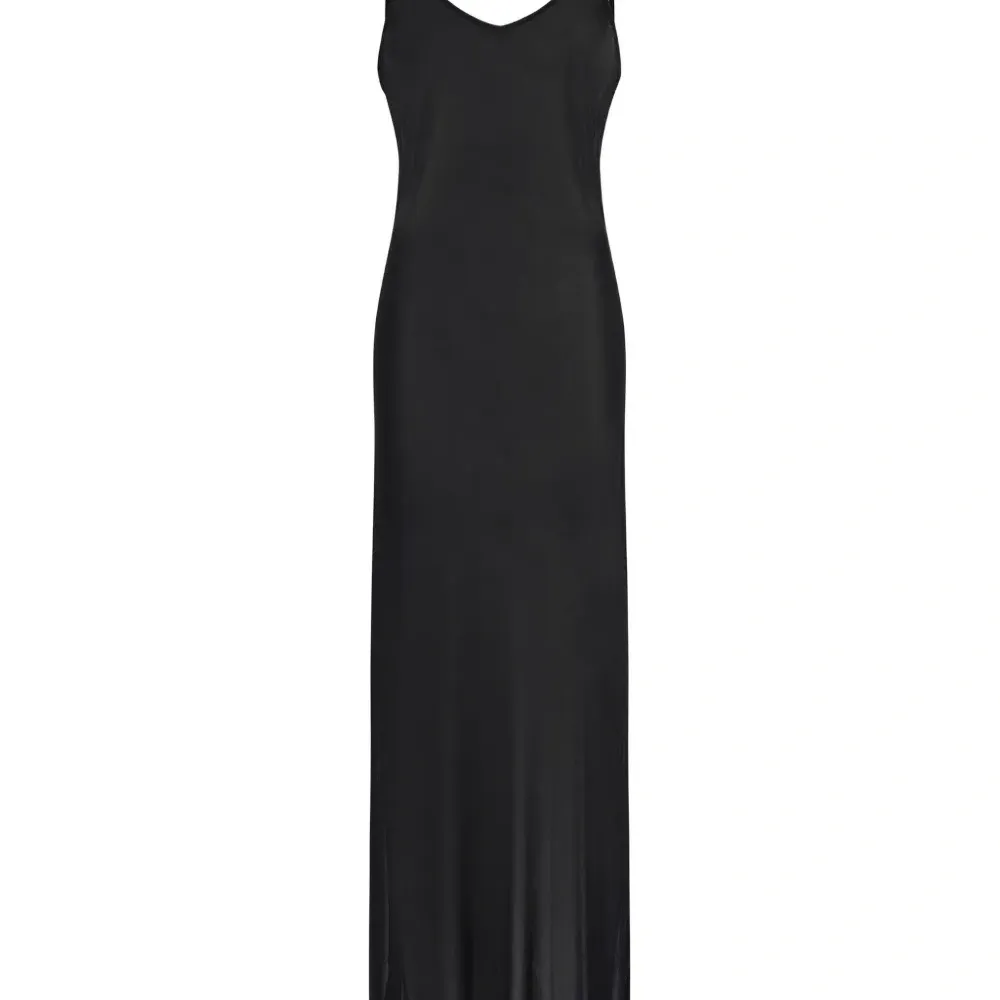 Платье макси без рукавов