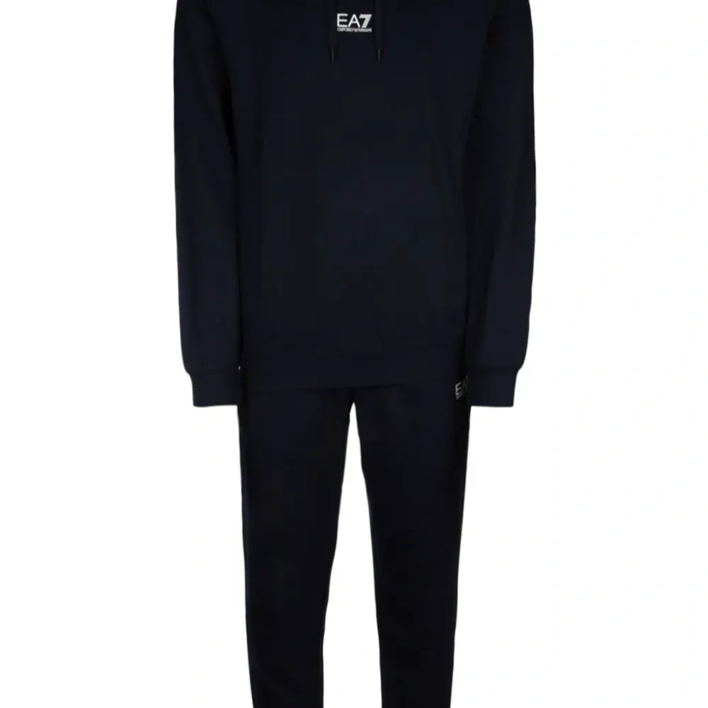 Спортивный костюм Core Identity