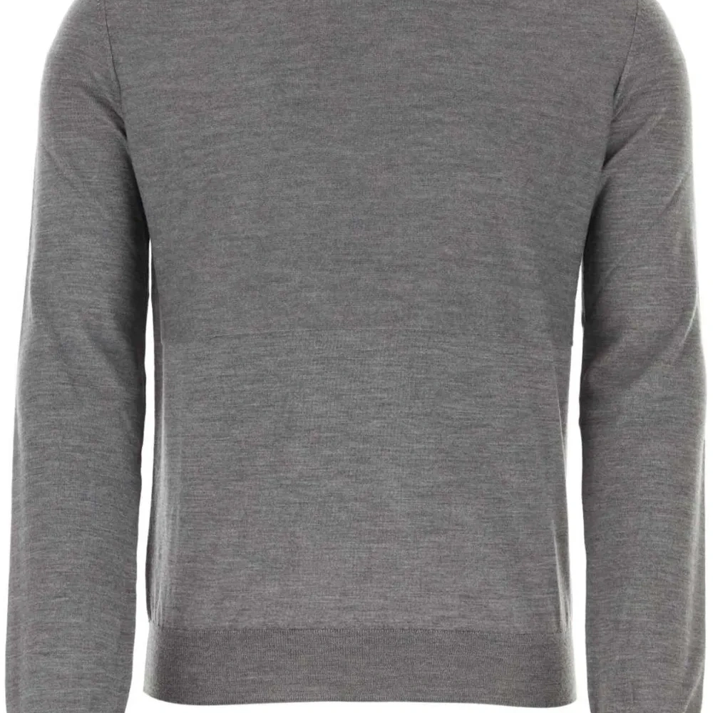 Свитер из вирджинской шерсти