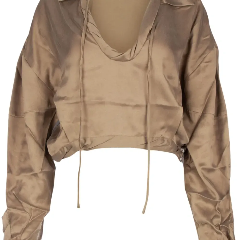 Блузка с косым воротником