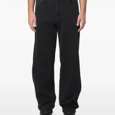 Широкие джинсы