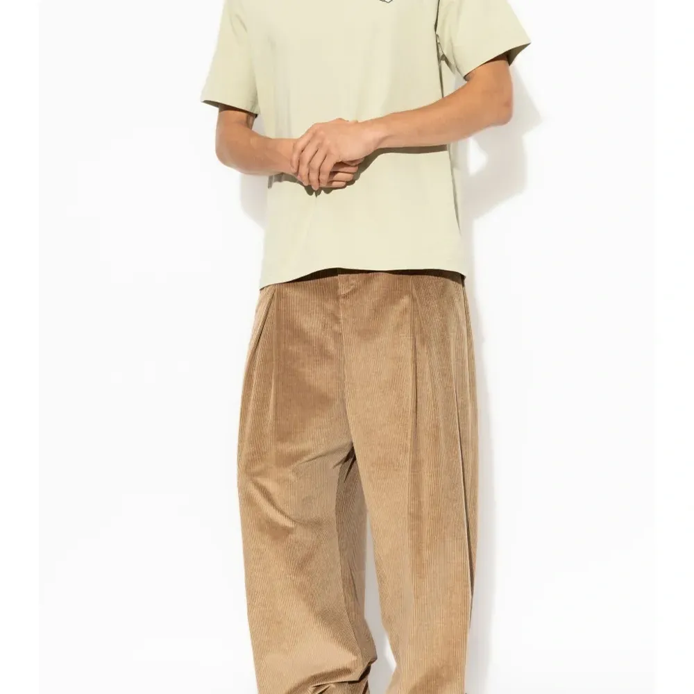 Футболка с нашивкой Bold Fox Head