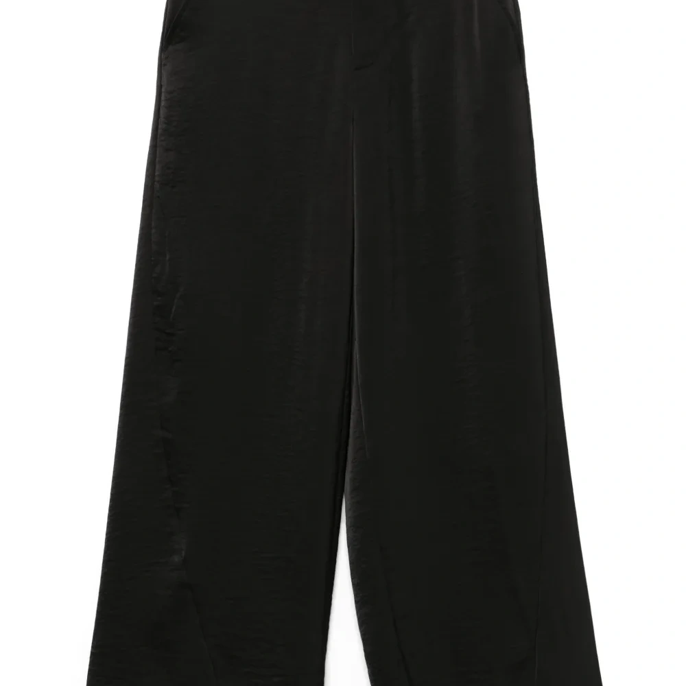 Брюки широкого кроя