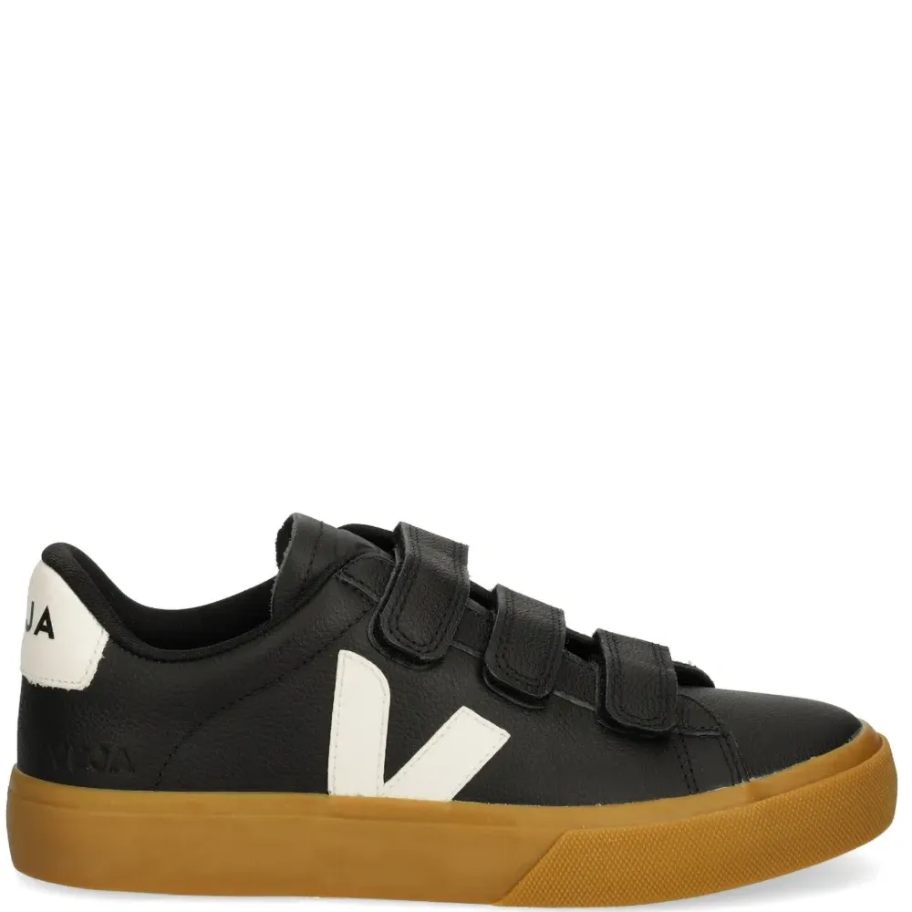 Кроссовки Recife