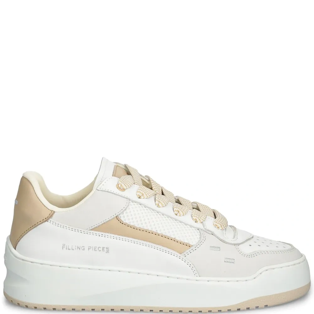 Кроссовки с перфорацией