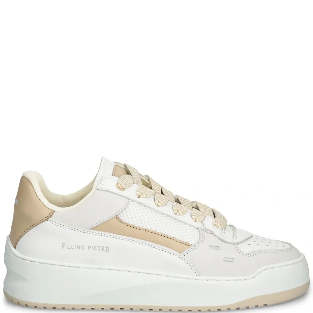 Кроссовки с перфорацией