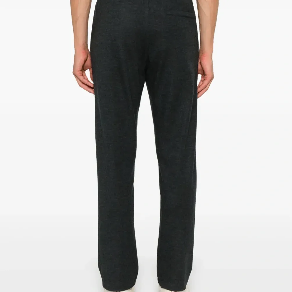 Зауженные спортивные брюки