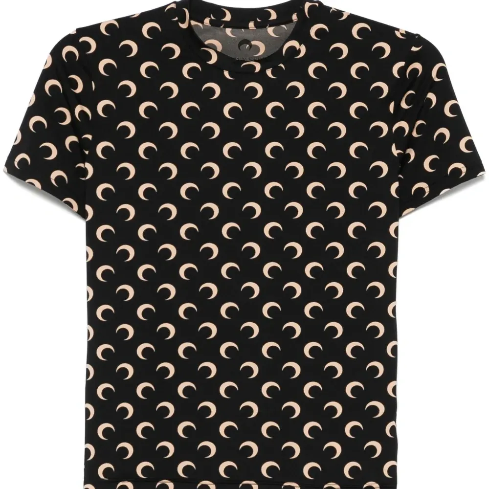 Футболка Moon