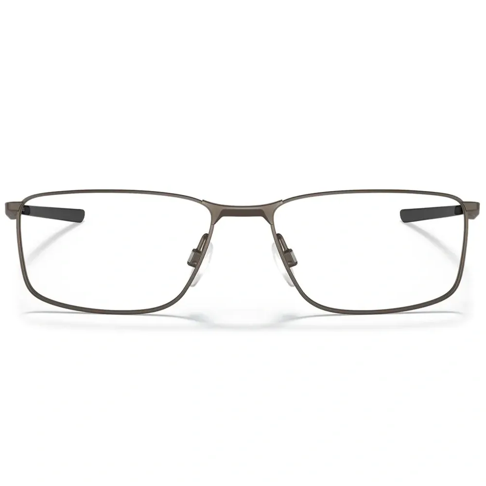 Очки в квадратной оправе