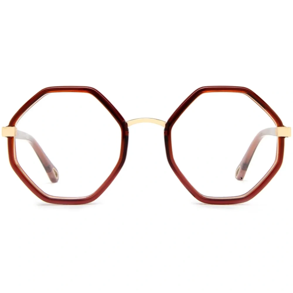 очки в геометричной оправе