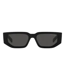 Солнцезащитные очки в квадратной оправе