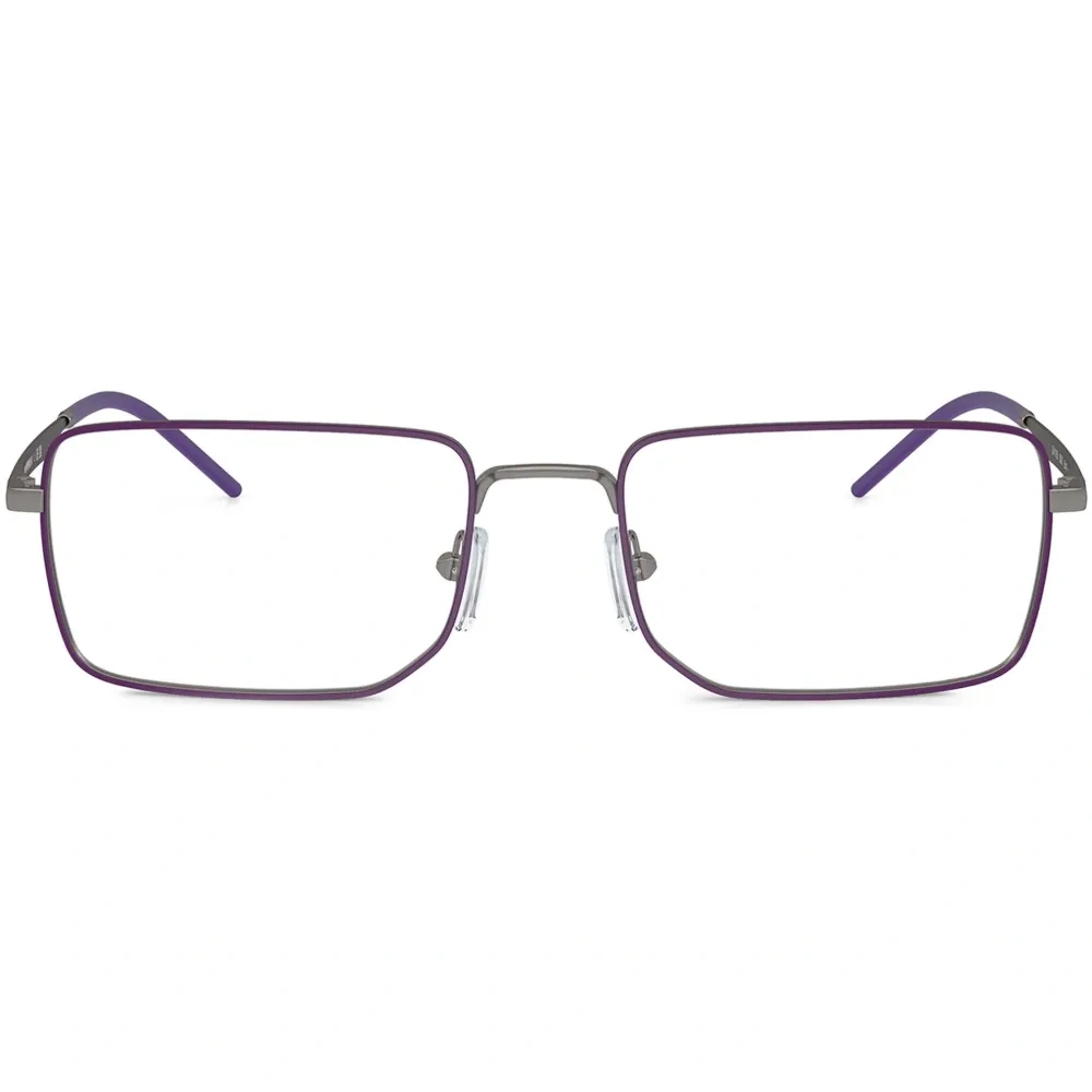 Очки в прямоугольной оправе