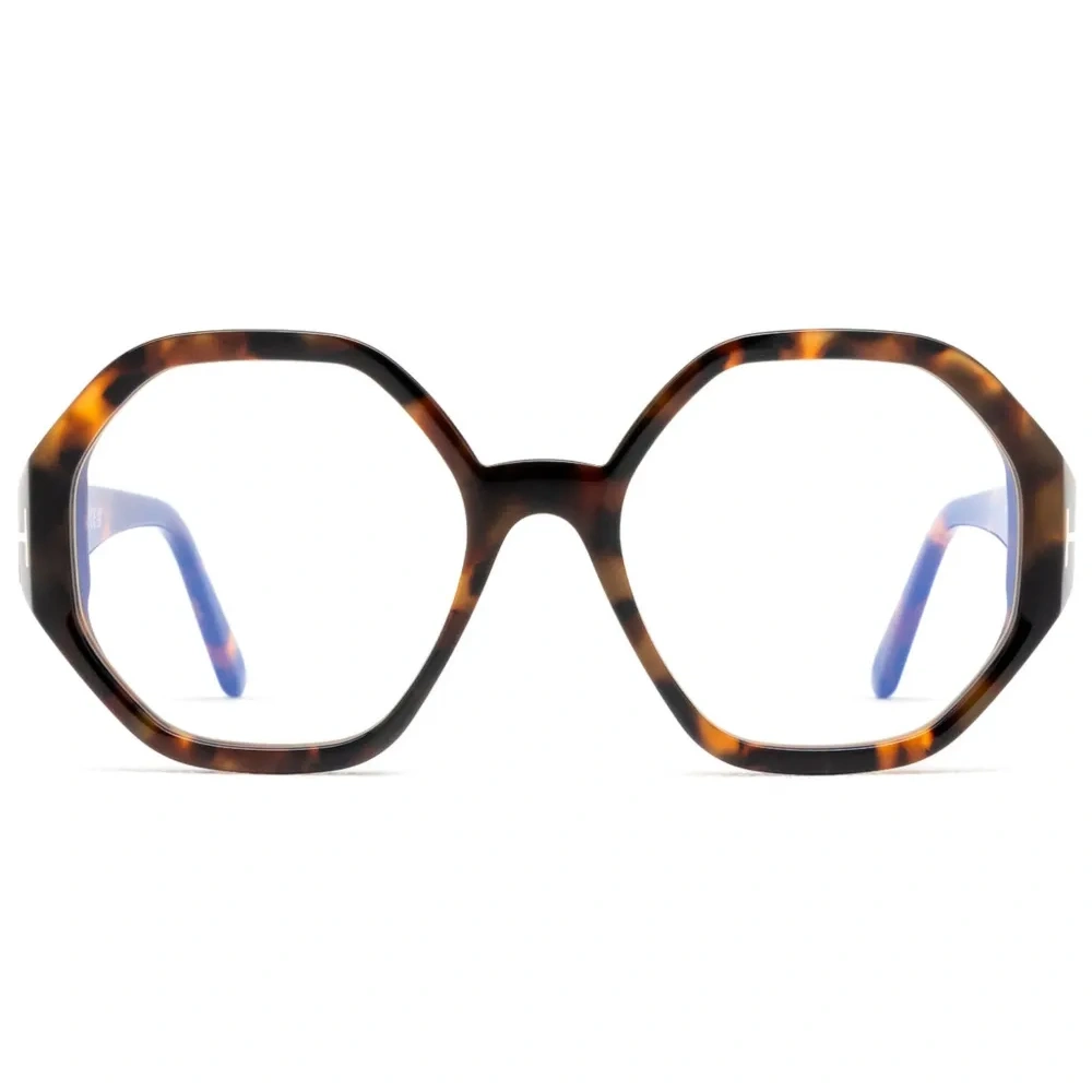 Очки в шестиугольной оправе