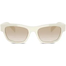 Солнцезащитные очки в прямоугольной оправе