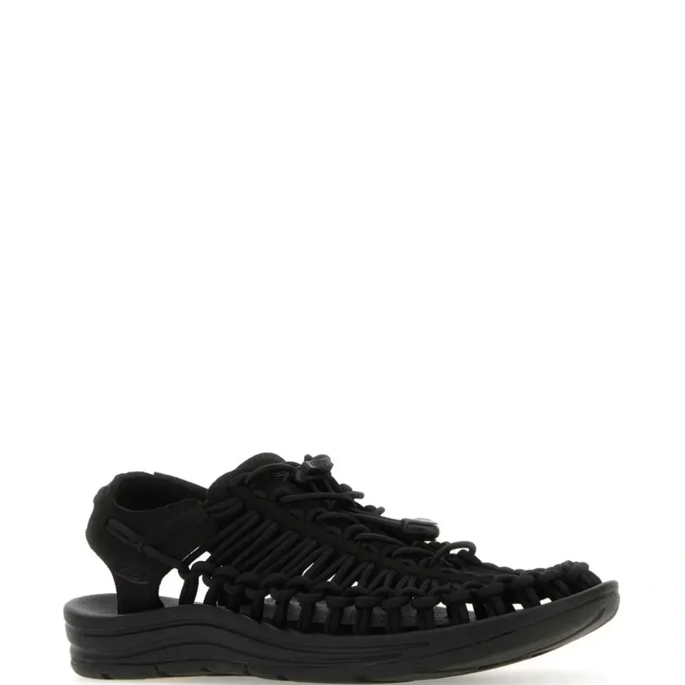 Кроссовки Uneek