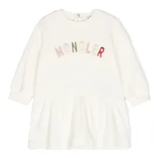 Платье с вышивкой