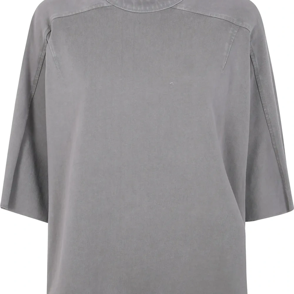 Футболка с вытачками