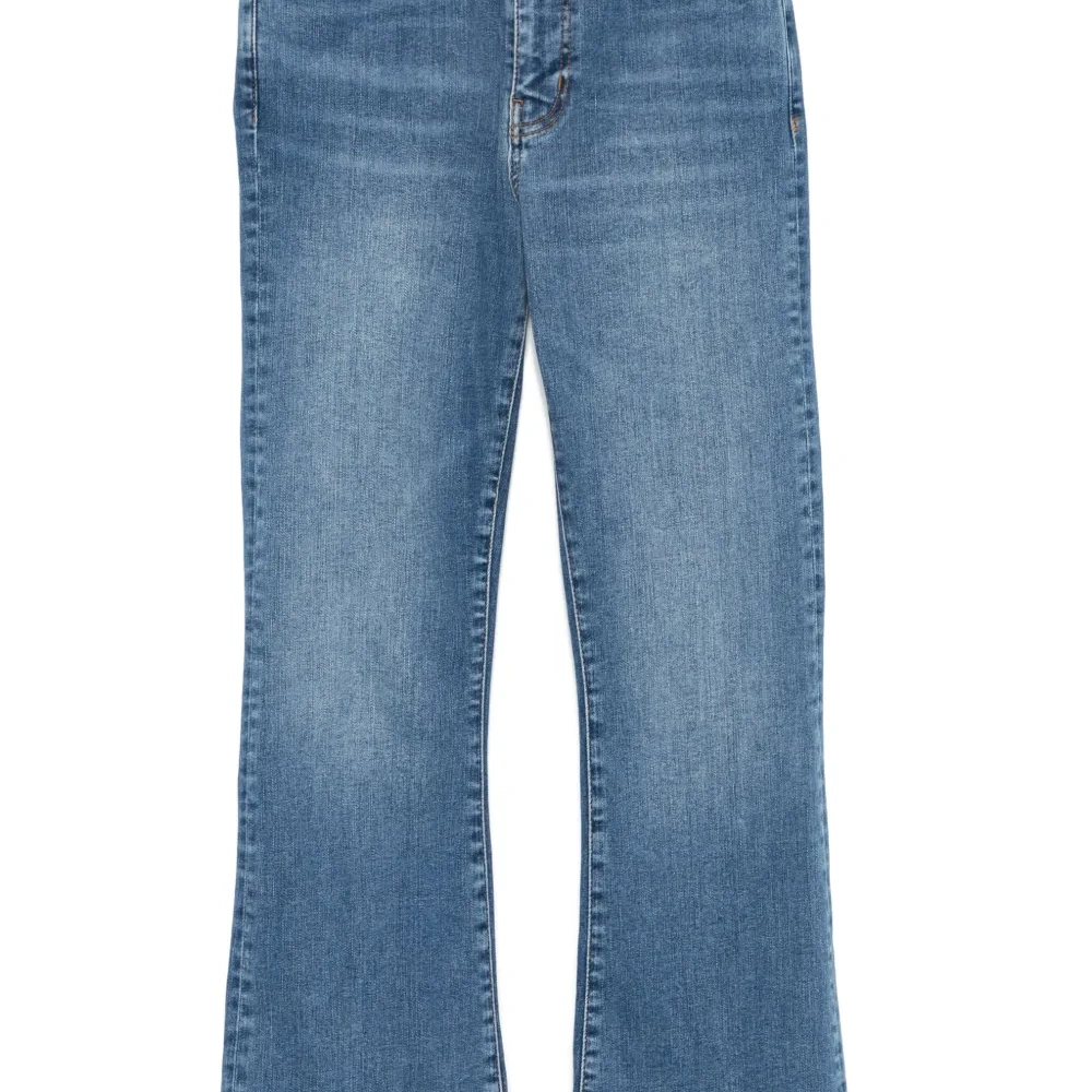 Укороченные джинсы bootcut