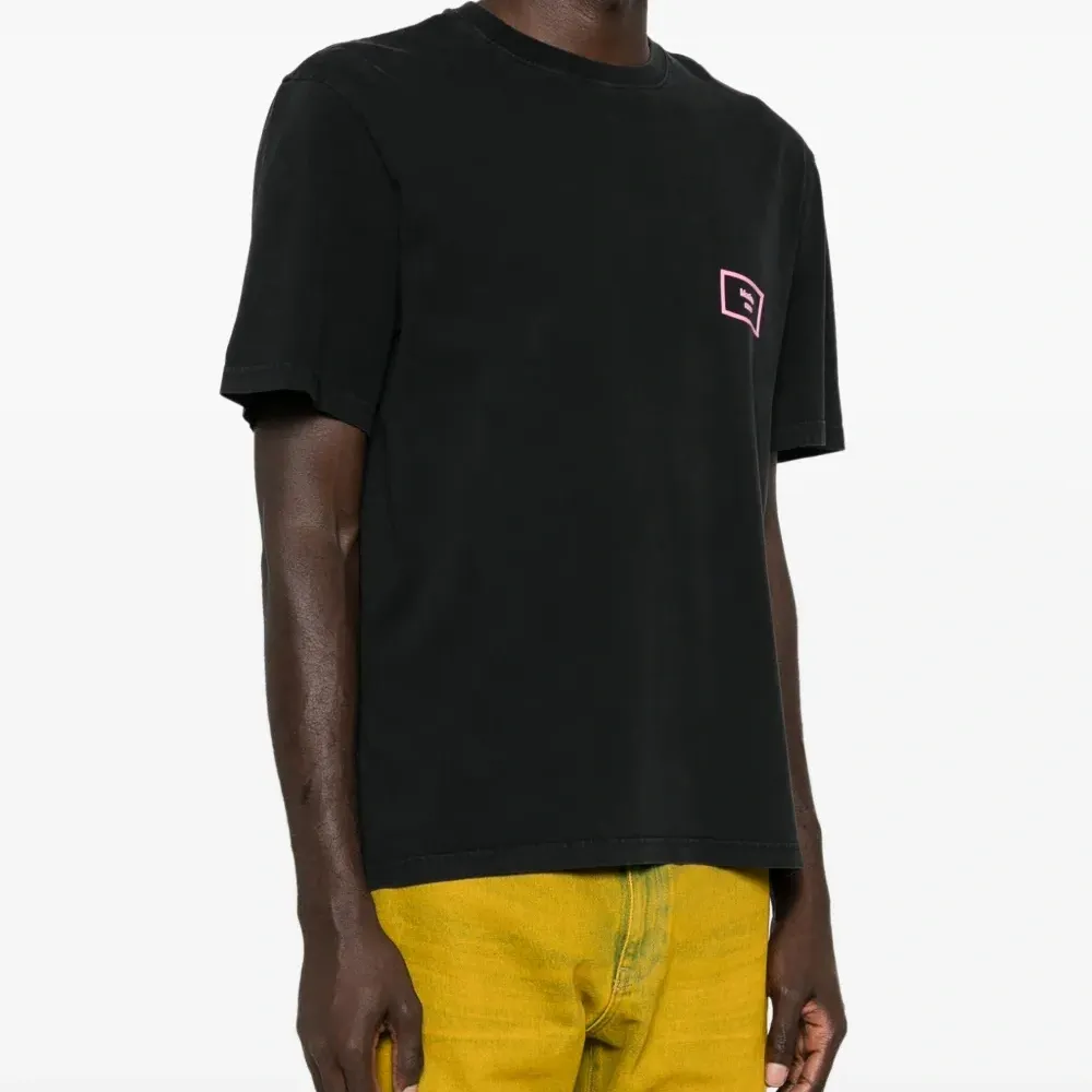 Футболка с логотипом Футболка с логотипом