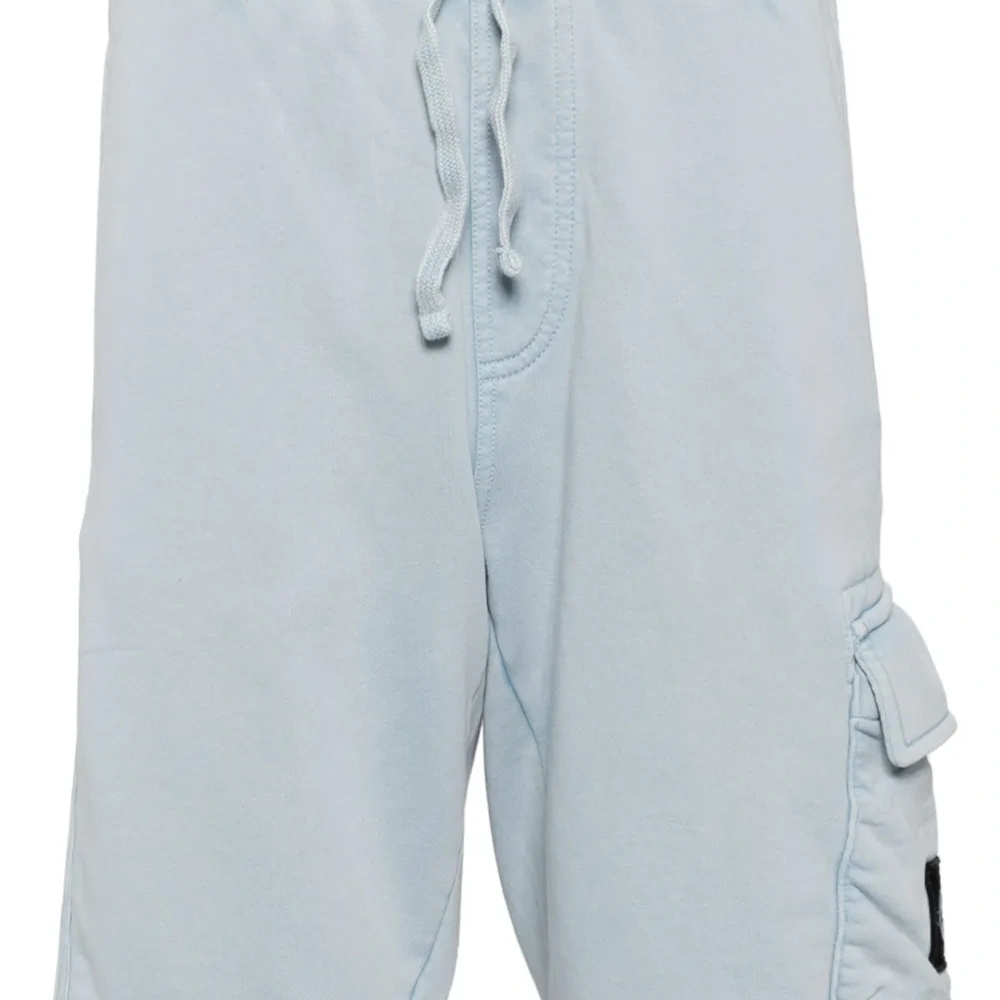 Спортивные шорты с логотипом