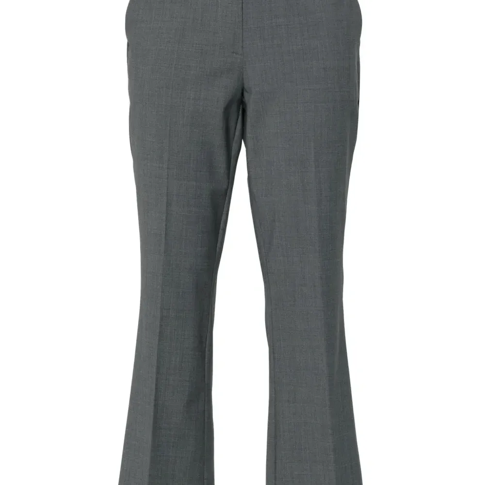 Брюки строгого кроя