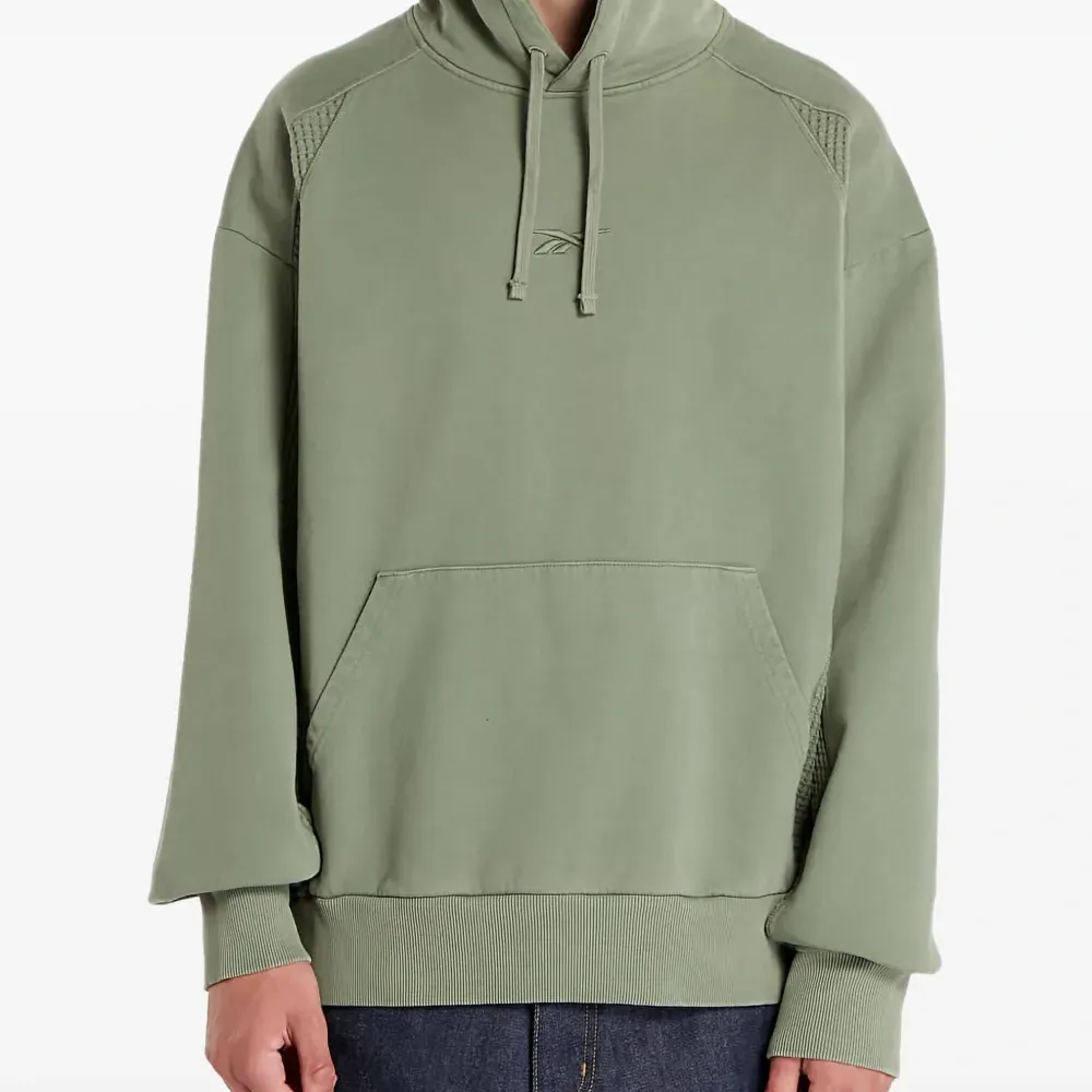 толстовка с капюшоном