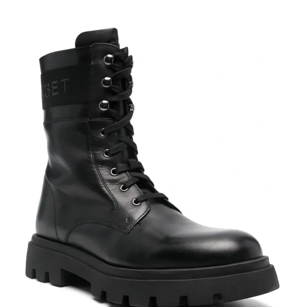 Ботинки в стиле милитари