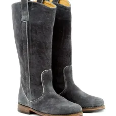 Замшевые ботинки