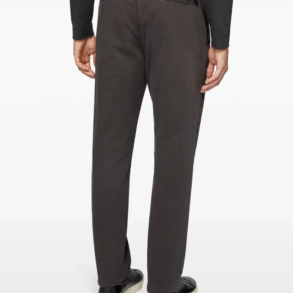 Брюки с карманами Брюки с карманами