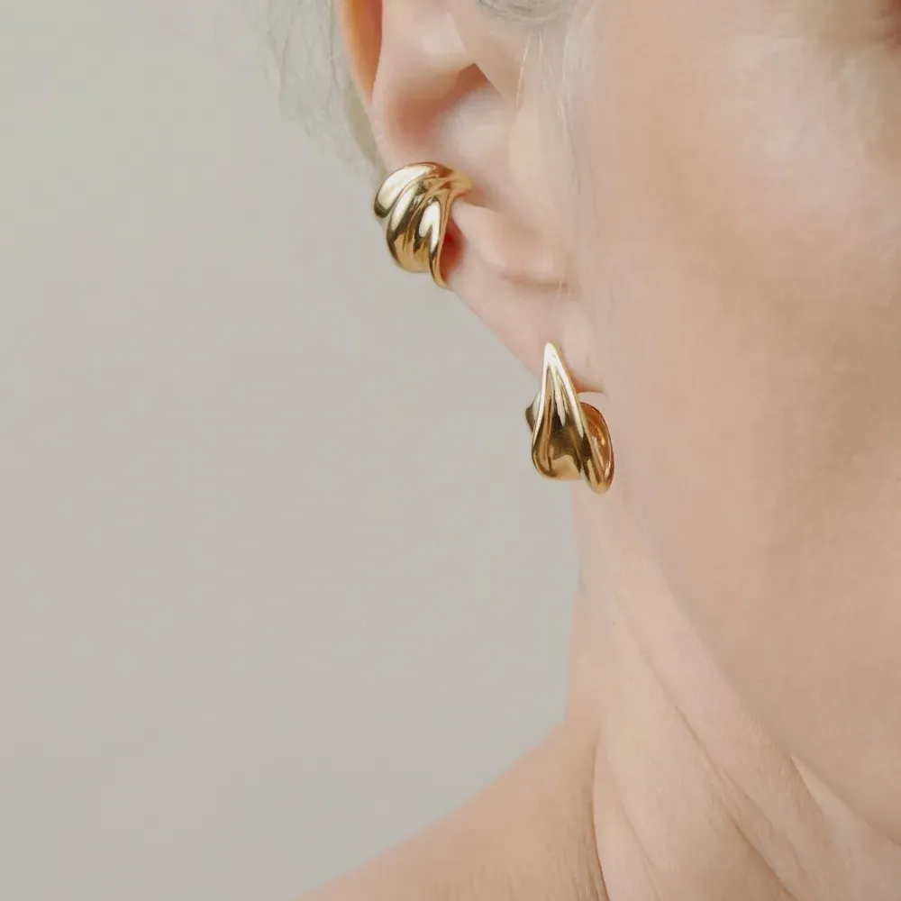 Серьги в форме волн Серьги в форме волн