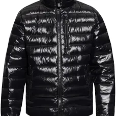 Пуховик с нашивкой-логотипом