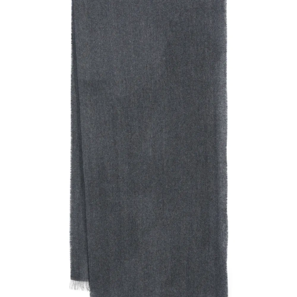 Шарф с узором в елочку