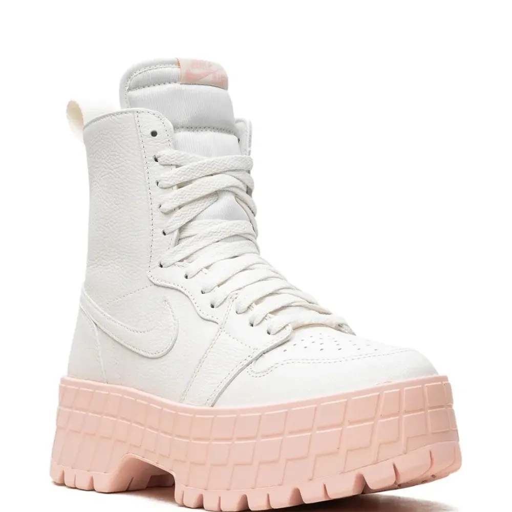 Кроссовки Air Jordan 1 Brooklyn White/Pink Кроссовки Air Jordan 1 Brooklyn White/Pink