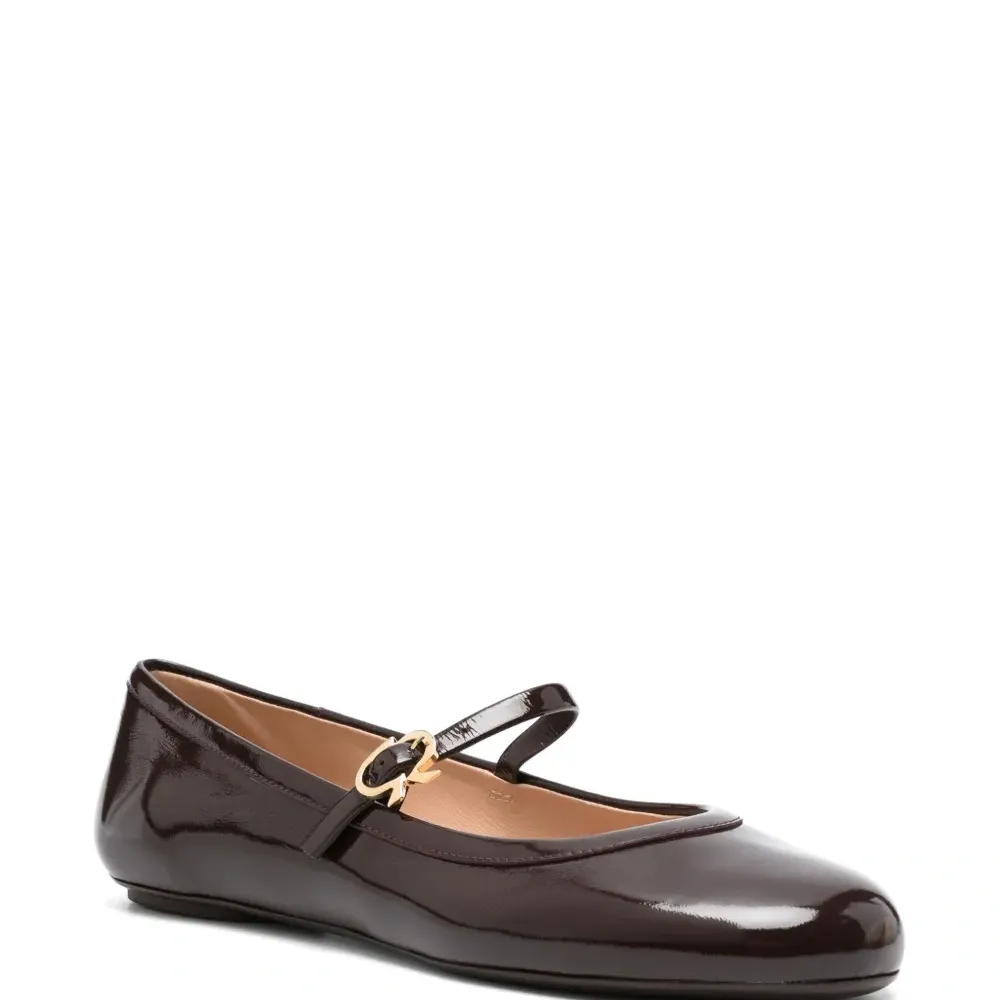 Балетки на плоской подошве