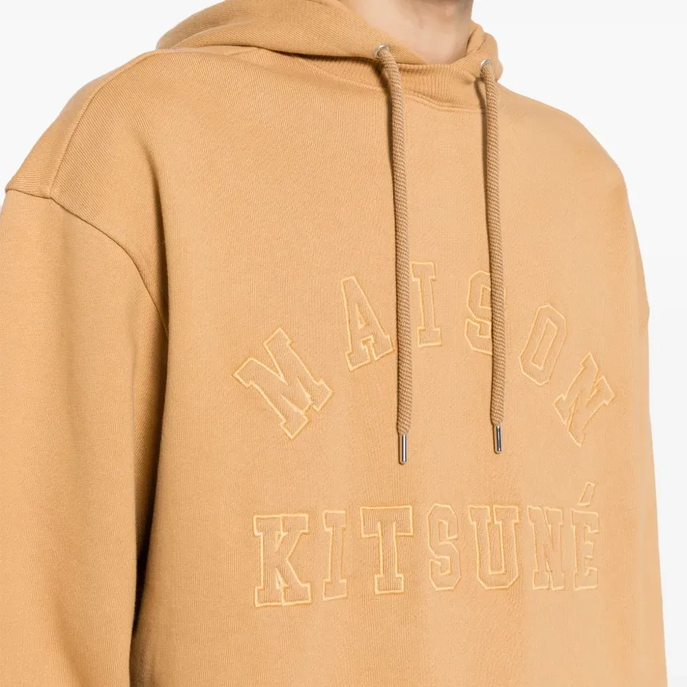 Худи с вышитым логотипом