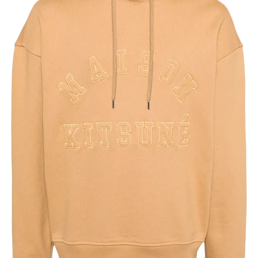 Худи с вышитым логотипом