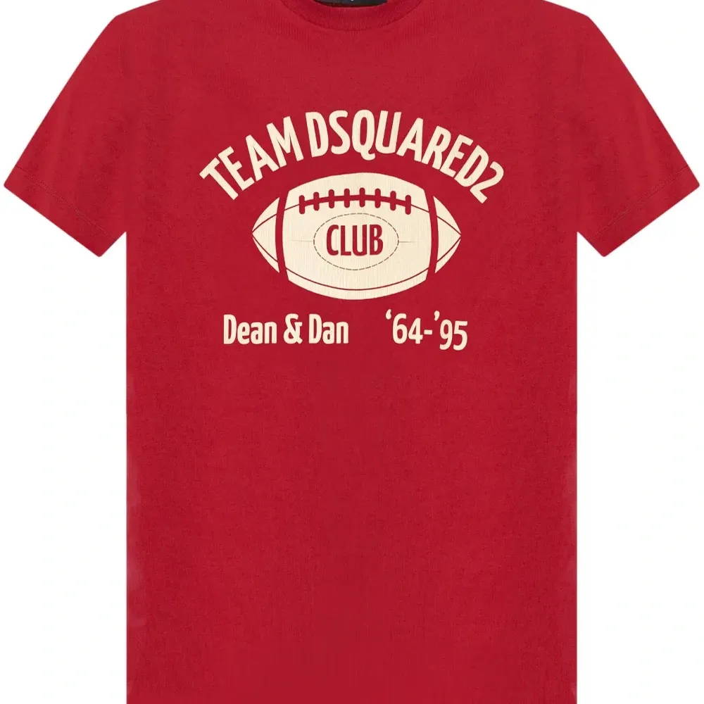 Футболка с логотипом