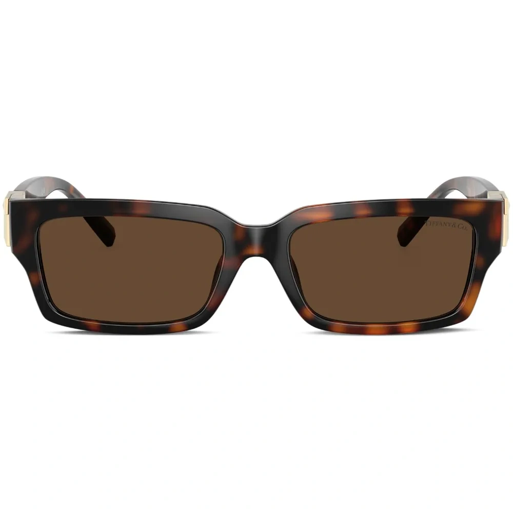 Солнцезащитные очки в прямоугольной оправе