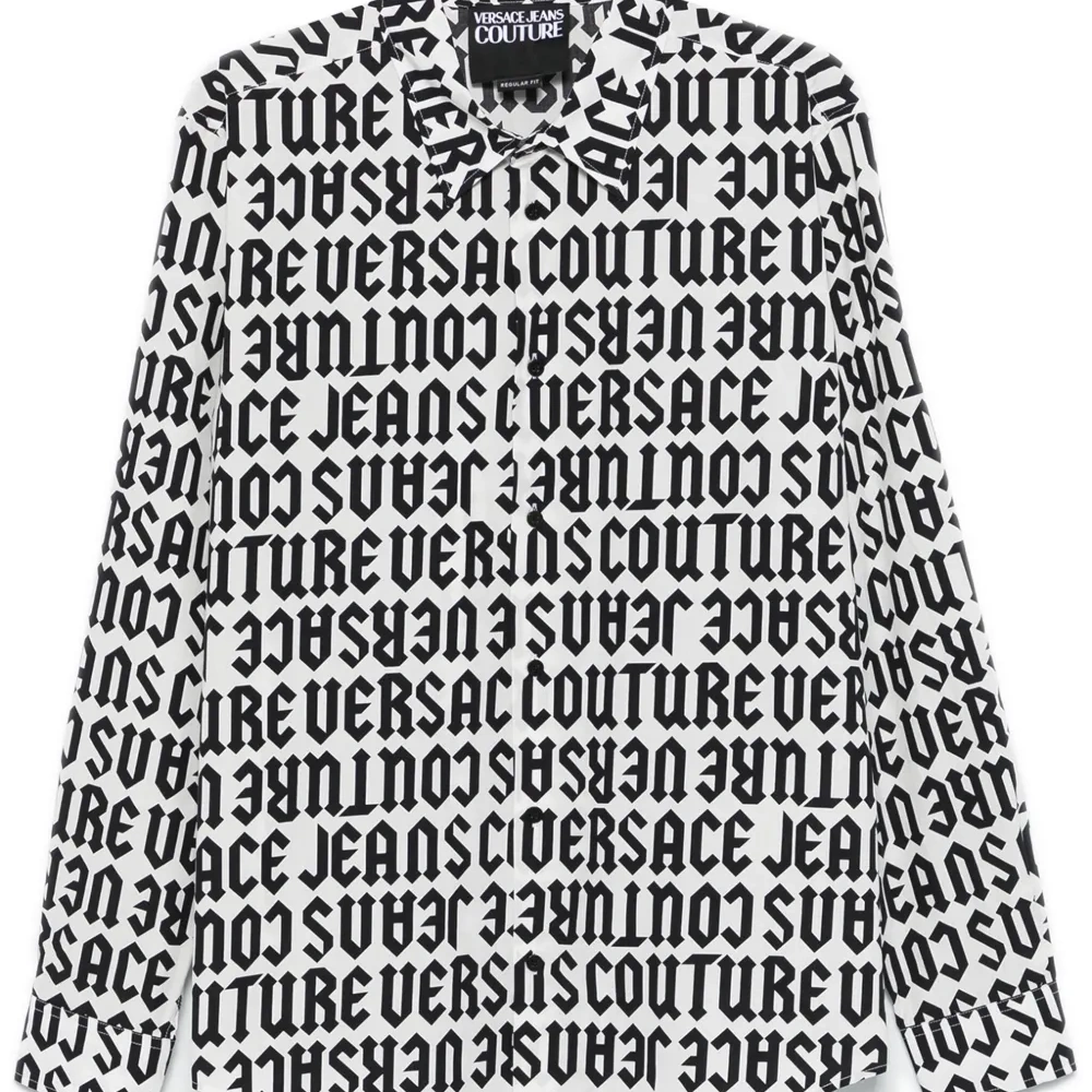 Рубашка с логотипом