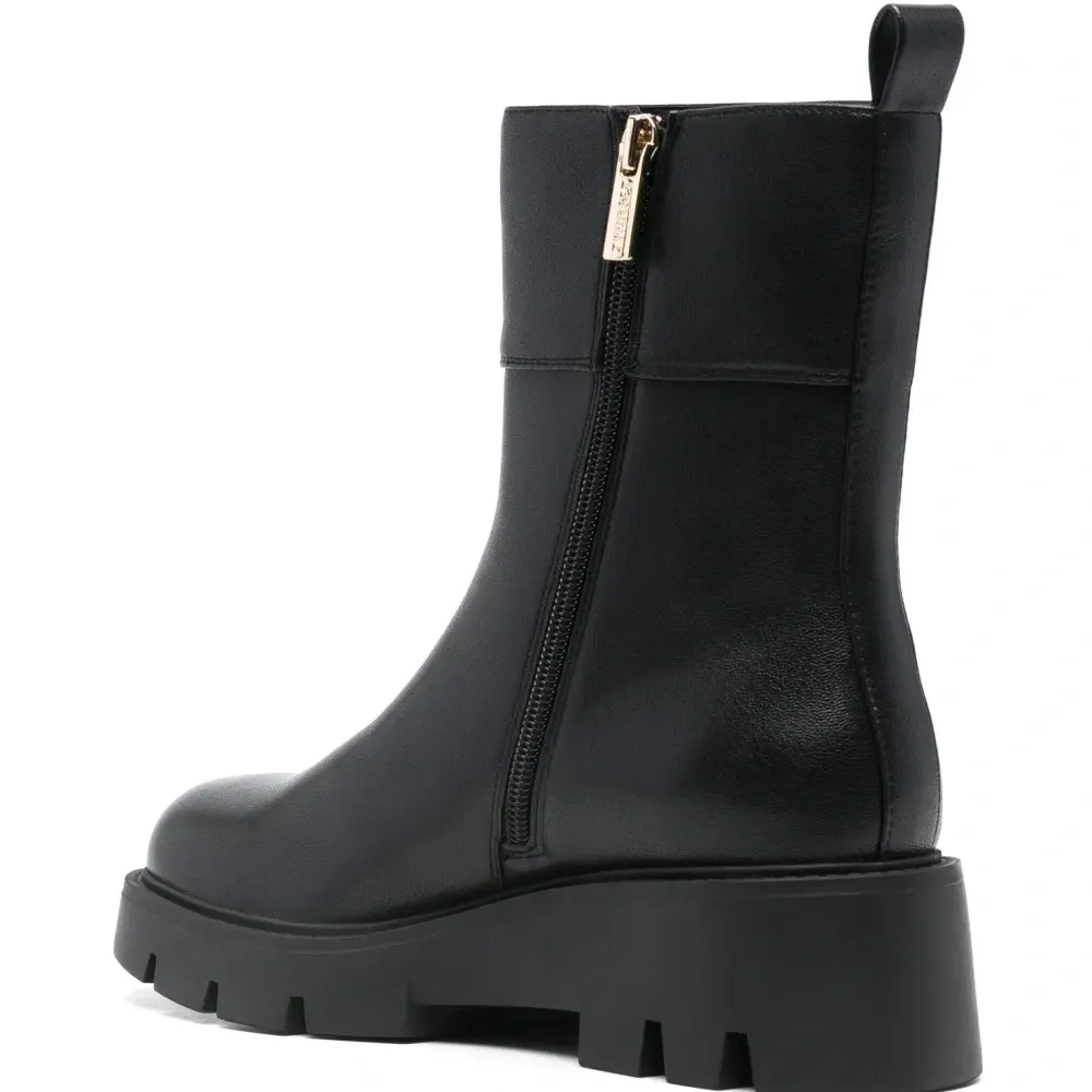 Ботинки с логотипом Ботинки с логотипом