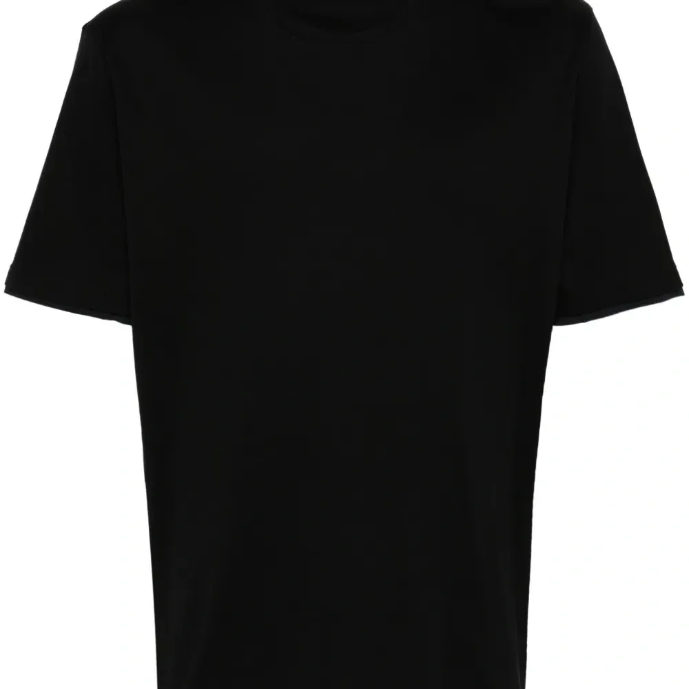 Футболка с логотипом