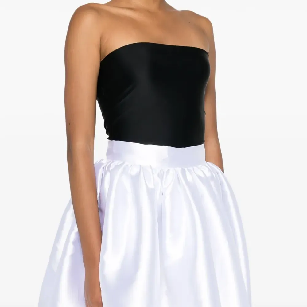 Боди без бретелей