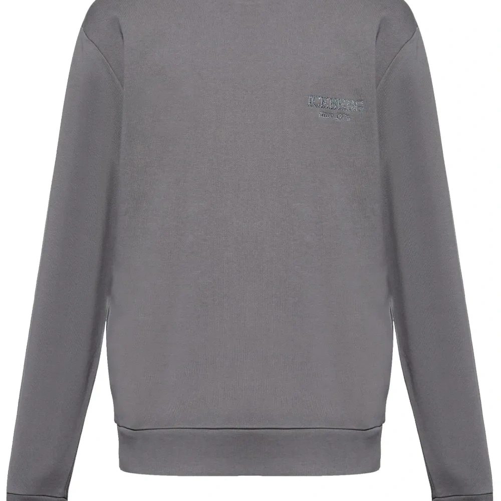 Толстовка с вышитым логотипом Толстовка с вышитым логотипом