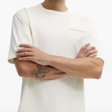 Футболка с логотипом