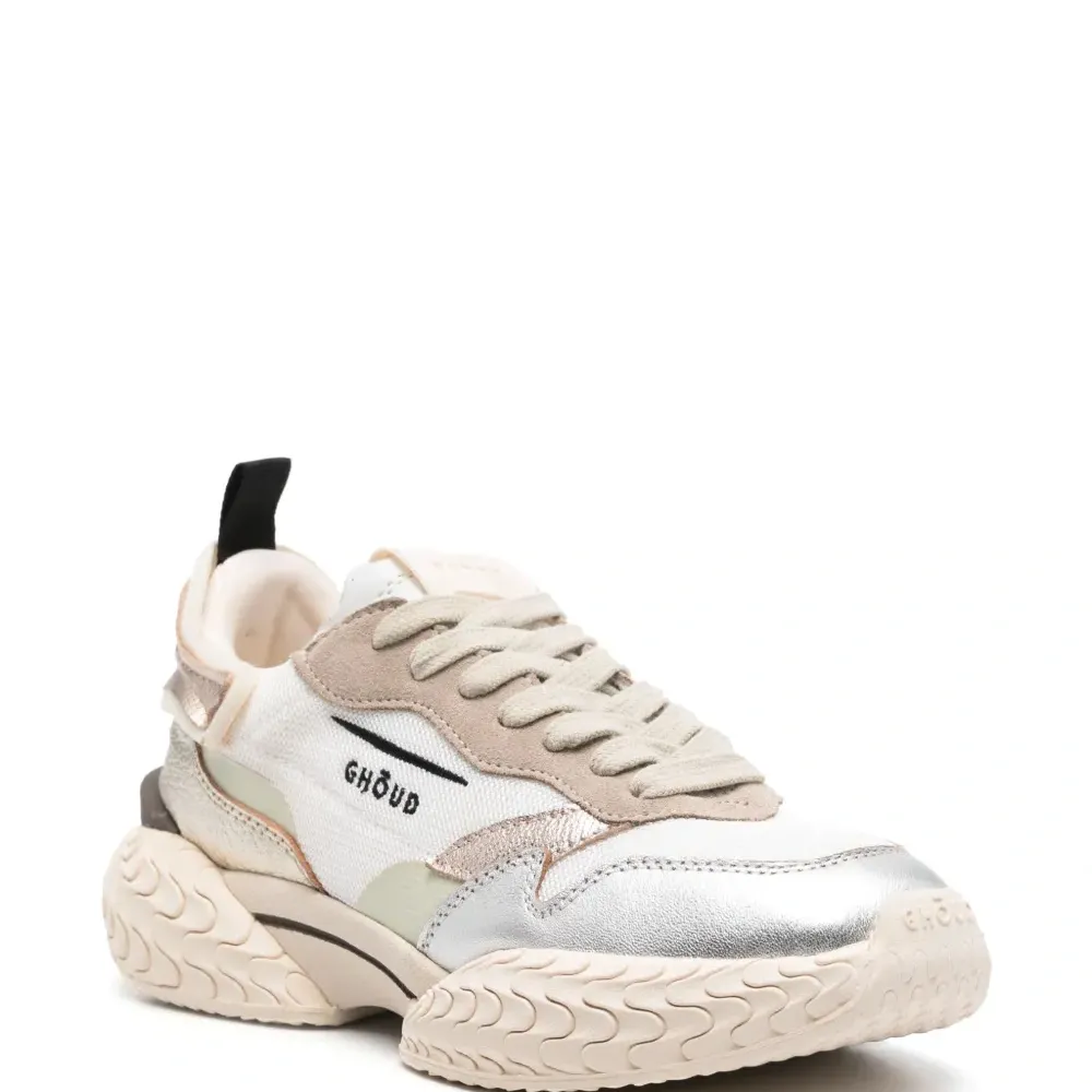 Сетчатые кроссовки