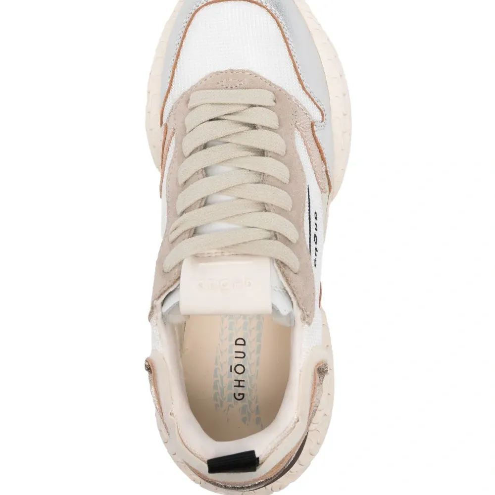 Сетчатые кроссовки