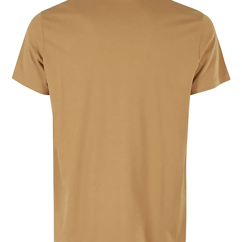 Футболка с логотипом